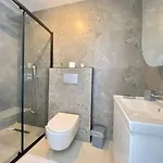 Boutique 16 - Experience