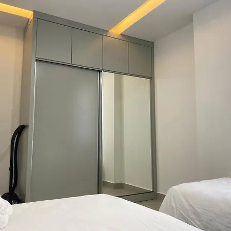 Boutique 16 - Experience